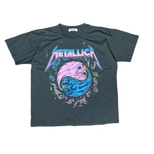Daydreamer Metallica Live On Tour Graphic T-Shirt Gray Pink Blue Skulls Size S